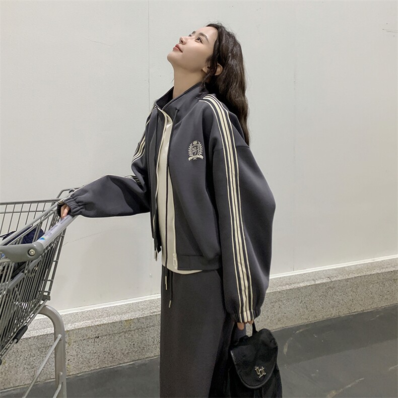 灰色休闲运动卫衣女2025春秋季新款韩系减龄显瘦半身裙,女装西装,一九零