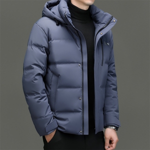 冬雪中白鹅绒可脱卸帽御寒加厚高端潮服羽绒服防寒面包服短款外套图片