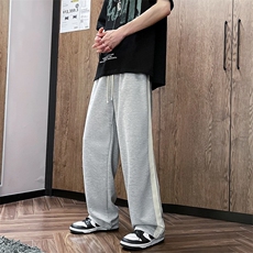 灰色
