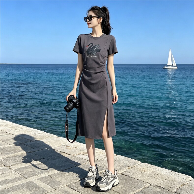 韩版时尚减龄连衣裙女夏款褶皱修身天鹅亮片开叉中长款灰色A字裙,女装连衣裙,江南