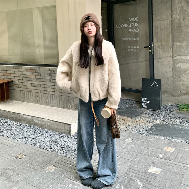 软糯羊羔毛翻领皮毛一体短外套2C239-115-P225-K338,女装皮草,2C239