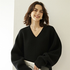 秋冬季新款舒适时尚百搭女士V领宽松35%羊绒衫，女装羊绒衫，戎美山