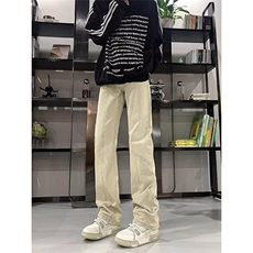 卡其色