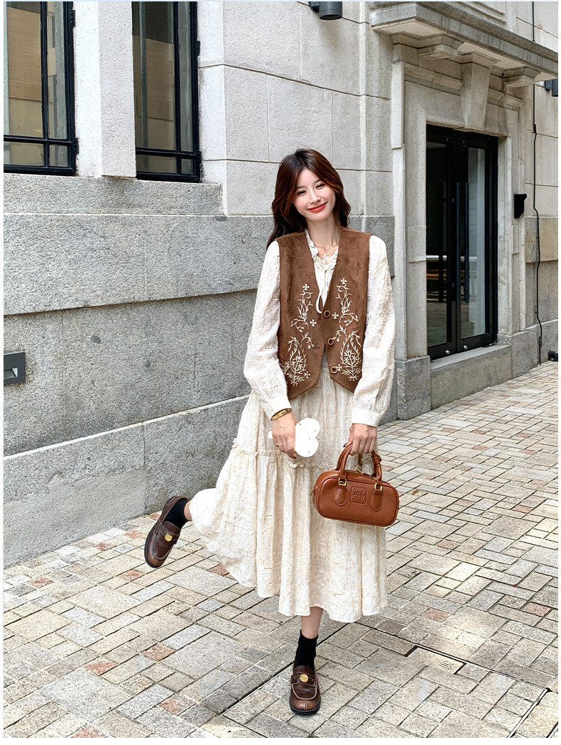 2025女装咖色马甲裙子套装秋小个子chic连衣裙两件套,女装连衣裙,2C209