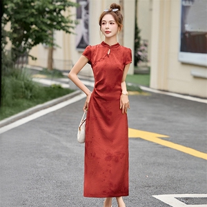 红色提花改良旗袍连衣裙女夏2025新款喜婆婆婚宴气质修身高端裙子图片