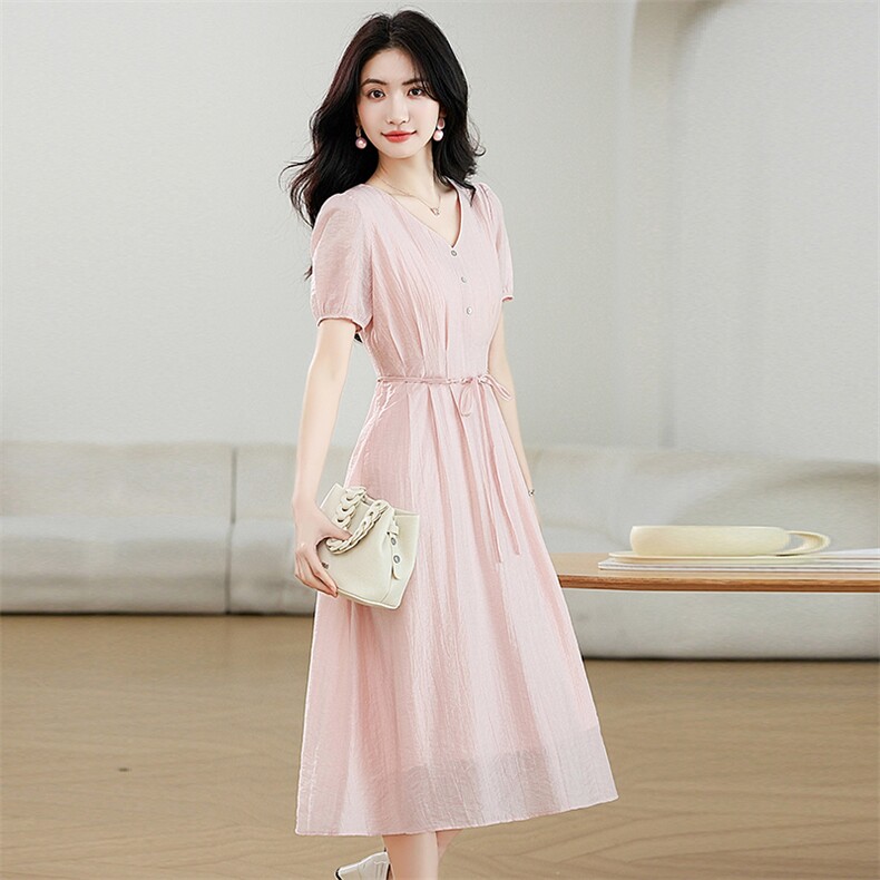 Tomchloe香港轻奢粉色连衣裙女夏2025新款小个子夏日妈妈漂亮裙子，女装连衣裙，艾米