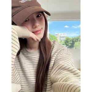 韩系慵懒条纹圆领卫衣女秋季新款设计感宽松显瘦百搭休闲长袖上衣