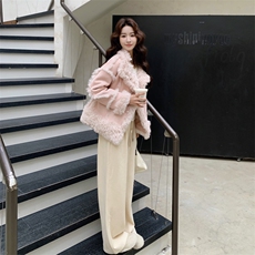 新品粉色皮毛一体外套2C0323156P195K298，女装棉衣/棉服，2C032