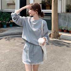 灰色蕾丝拼接卫衣套装裙女2025春季新款韩系减龄超火半身裙两件套，女装套装/套裙，2C098