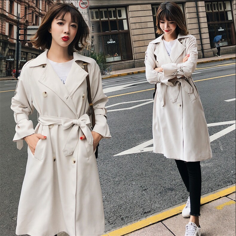 2025秋装新款830韩版系带双排扣中长款宽松风衣女装外套，女装风衣，红依娜