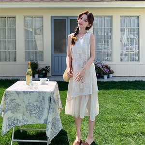 无袖背心连衣裙女2025新款轻奢高级感假白色气质休闲长裙子
