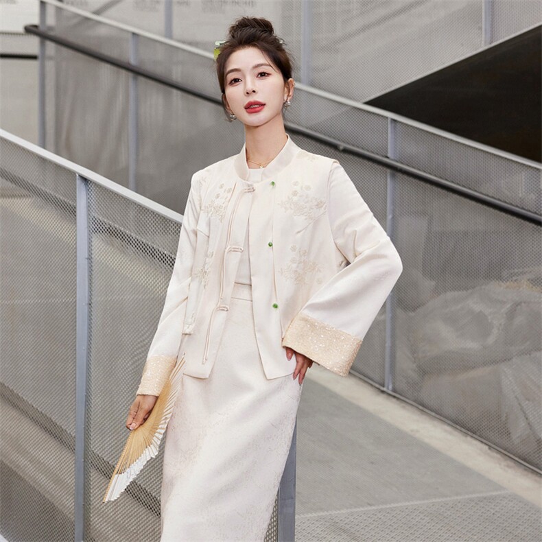 2024新款女士春装时尚潮流复古盘扣立领百搭减龄显瘦马甲上衣,女装马甲,施恩睿棋