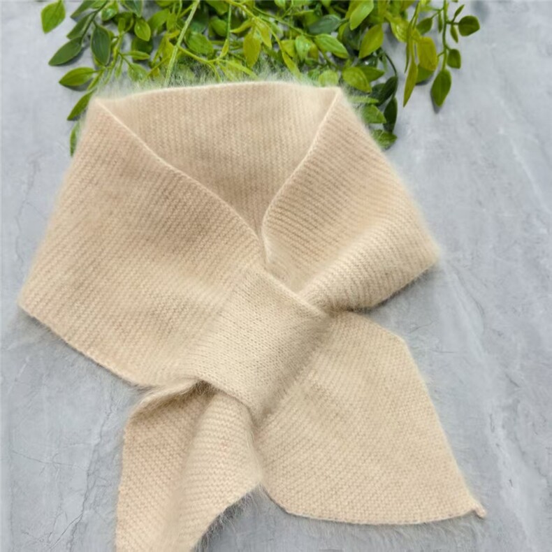 2025新款时尚百搭通勤简约三角领围巾，周边，杭跃羊绒