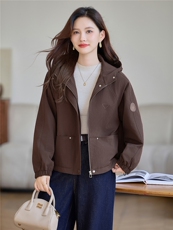 现货!2025年冬季时尚休闲连帽刺绣加绒加厚女外套，女装棉衣/棉服，依恋蒂丝