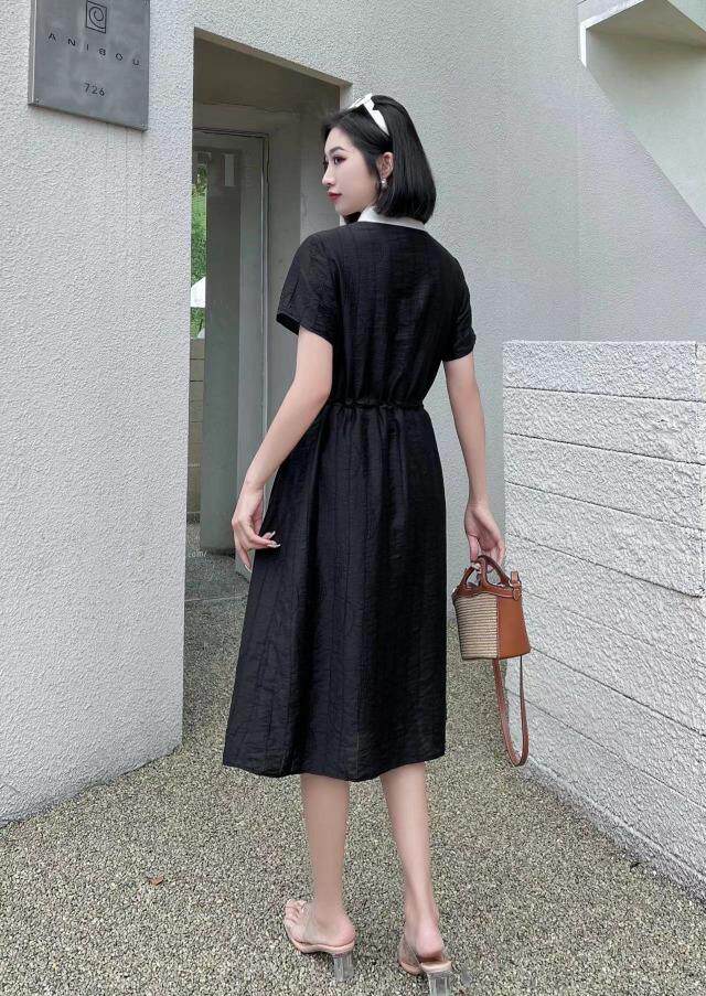 [现货]气质款连衣裙，三色、四个尺码，女装连衣裙，依柏璐(1F)