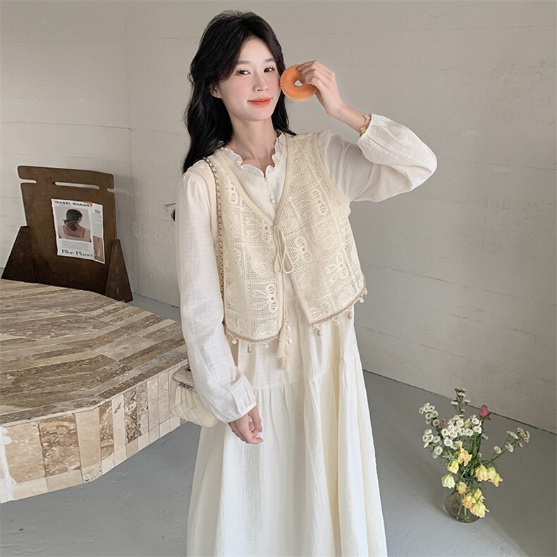 独特漂亮蕾丝马甲长袖连衣裙套装女2025春季新款名媛超好看两件套图片