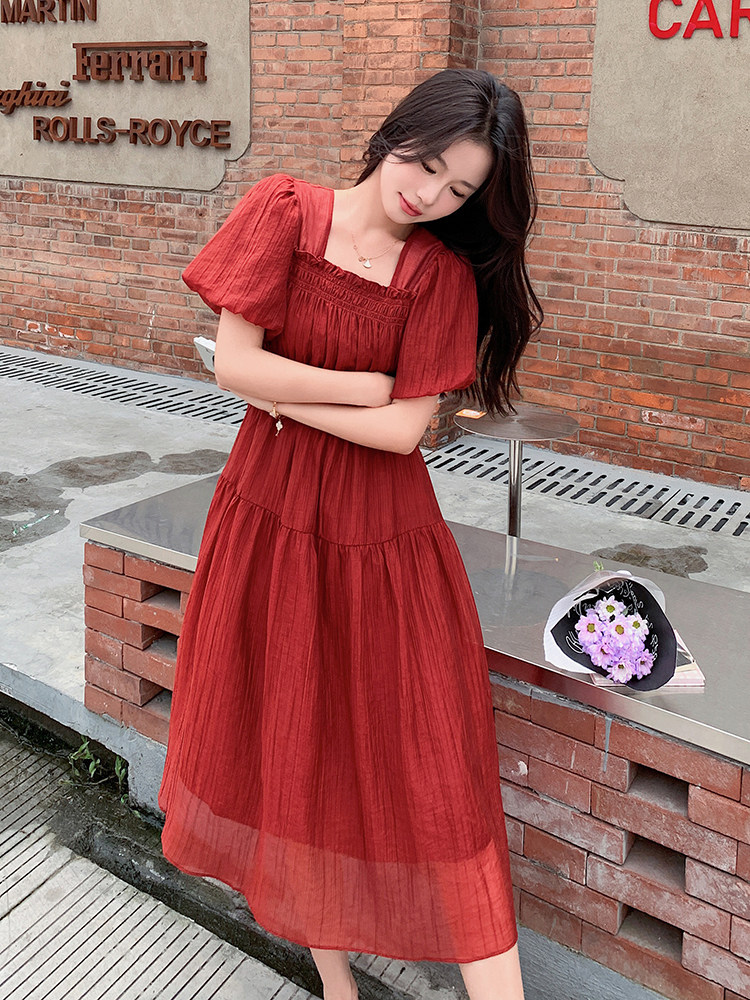 现货方领连衣裙女2024年新款气质温温柔收腰连衣裙,女装连衣裙,辉之琳