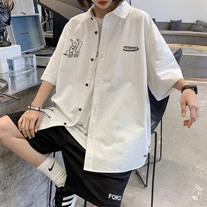 【】A003-HC2021-P40 夏装新款个性港风短袖衬衫 女模1图片