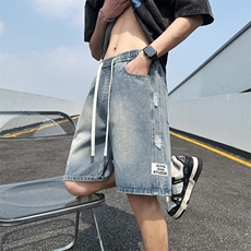 浅蓝色