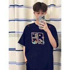 藏青色