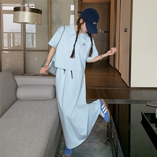 现货浅蓝色polo上衣+半身裙两件套2C206-L285-P135-K188，女装套装/套裙，2C206