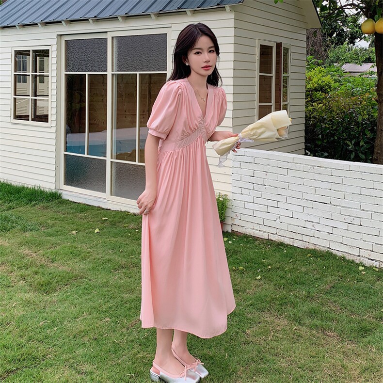 粉色甜美珠串挂脖连衣裙女2025夏季新款法式气质露肩收腰显瘦长裙,女装连衣裙,莘蕾