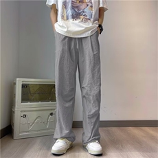 灰色