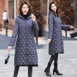 现货！专柜品质！2022冬装新款羽绒服女长款90%白鸭绒时尚优雅,关于杨幂时尚穿搭的文章图片