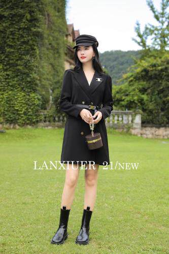 新款秋装，其它，兰秀儿