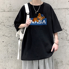 黑色