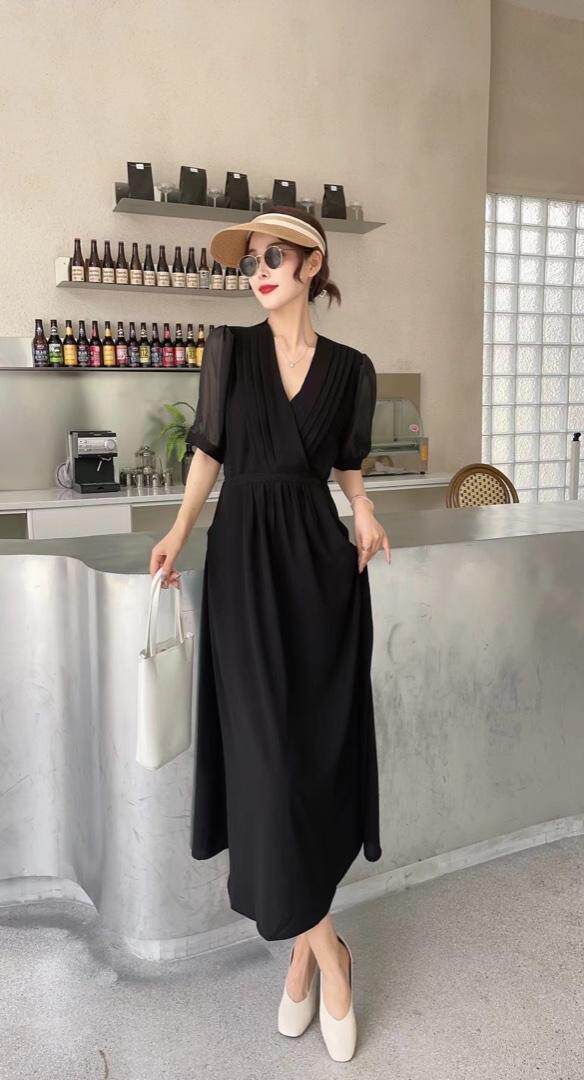 夏季新款连衣裙，女装连衣裙，名门秀