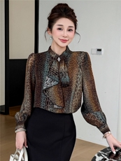 BAO现货2026春季新款时尚气质优雅立领减龄显瘦长袖百搭衬衣，女装衬衫，卡杰菲