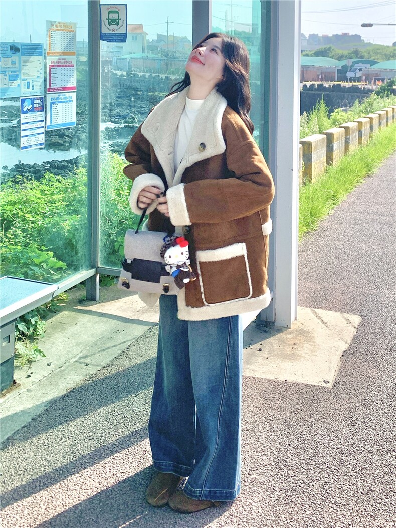减龄两面穿咖色皮毛一体外套女冬季2025新款羊羔毛小个子加厚棉服,女装羊羔毛/颗粒绒,诺蝶