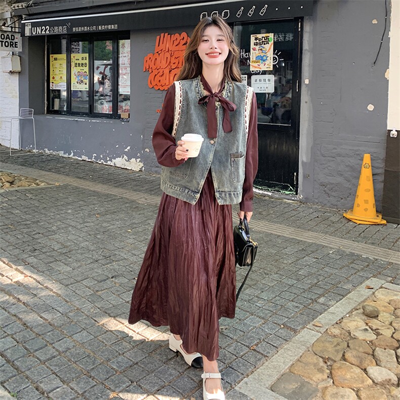 安哥拉红温柔风套装裙女2025秋季新款牛仔马甲打底衫半身裙三件套,女装套装/套裙,秋水欣儿
