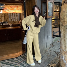 现货：春装新款春秋宽松百搭休闲三件运动套装2C135-6862P185K278，女装套装/套裙，2C135