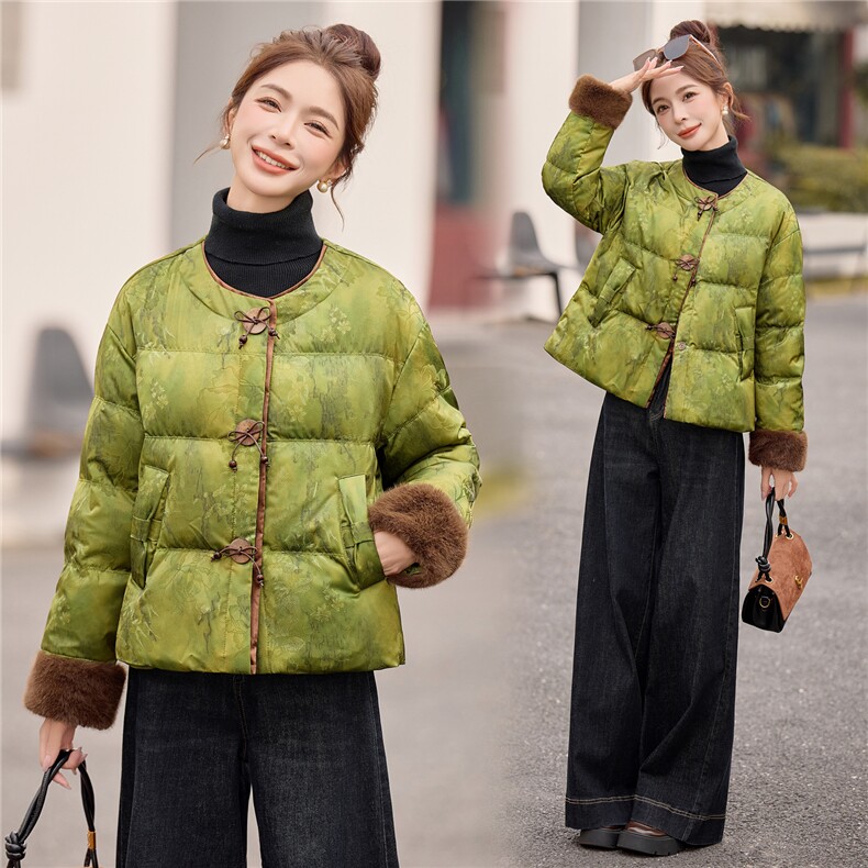 现货2025冬装新款风羽绒服时尚气质女人味新中式提花外套古风,女装羽绒服,唯婧