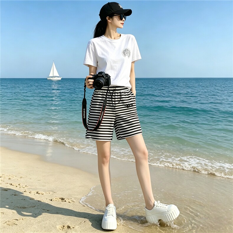 韩版休闲运动套装女夏季新款气质显瘦圆领短袖上衣条纹短裤两件套,女装套装/套裙,江南