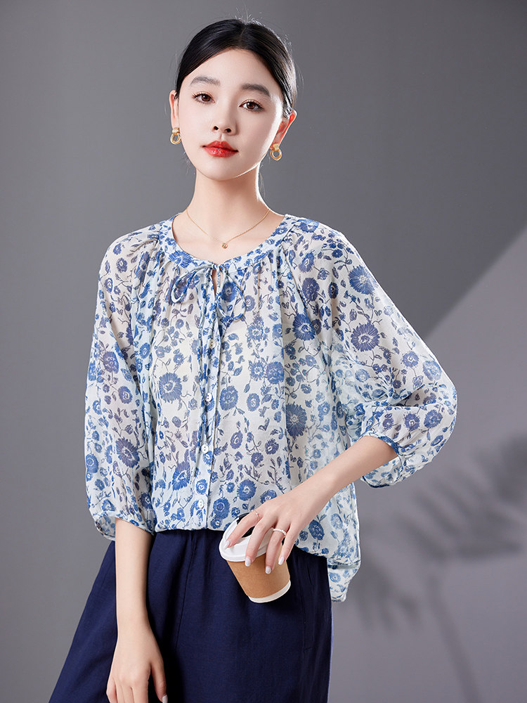 碎花中袖上衣女七分袖高端2025夏季宽松版减龄衬衫轻薄天丝防晒衣,女装衬衫,靓衣阁