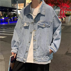 浅蓝色