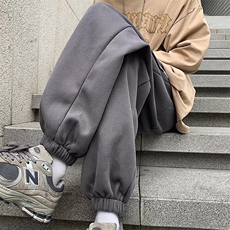 深灰色