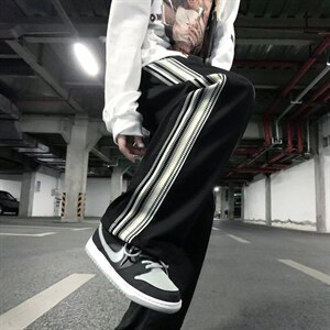 男春季高品质美式ins炸街条纹运动裤直筒宽松垂感休闲长裤Z32P35图片