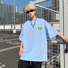 浅蓝色
