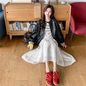 甜酷风条纹拼接黑色皮衣外套女春秋2025新款小个子机车服PU皮夹克图片