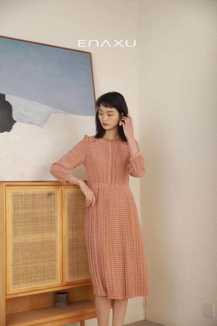 现货春夏连衣裙补单对格连衣裙，女装连衣裙，伊奈秀E∩ΛXU(5F)
