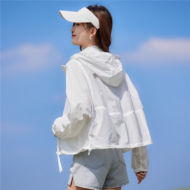 现货2026夏季新款休闲韩版宽松轻薄遮阳连帽（帽子可收纳）短外套,女装防晒衣,靓衣阁