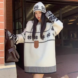 2025年新款秋冬季毛衣女士圆领图宽松针织打底衫女装上衣图片