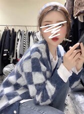 现货 抓毛棋盘格开衫，其它，东町