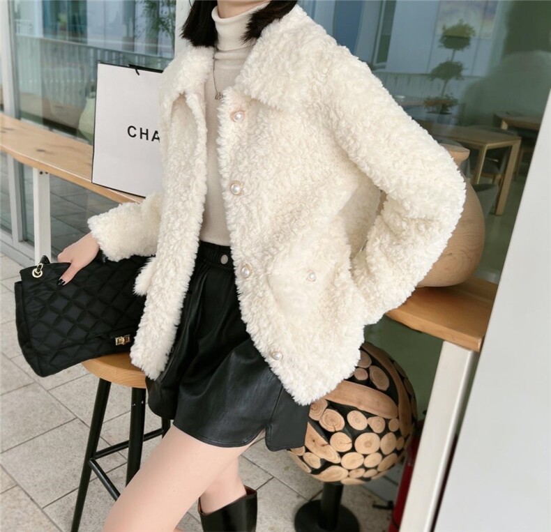 皮毛一体外套，其它，莲佳妮