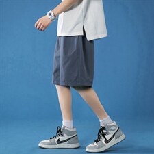 K208P20蓝底纯色休闲宽松港风学生情侣五分裤沙滩裤夏装青年，男装休闲裤，电商A050