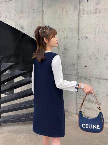 秋款连衣裙，女装连衣裙，莫妮菲